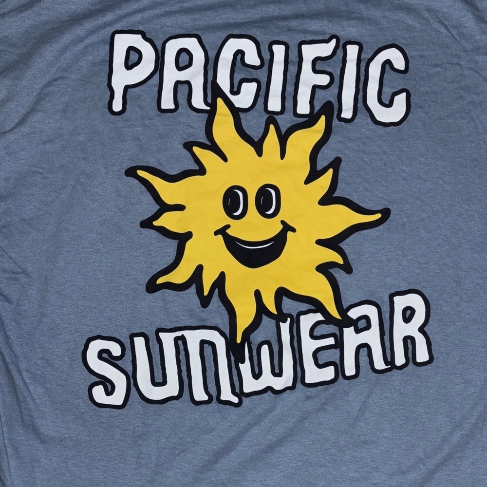 PacSun Blue Tee with Smiling Sun Graphic - Picture 2 of 7